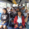 Bus sekolah Dishub Buleleng setia mengantar - jemput pelajar di seputaran kota Singaraja. 