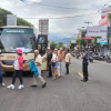 Atensi Giat Penertiban Arus Lalin Dan Parkir Kendaraan Bermotor di Pasar Anyar Singaraja.