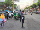 Penertiban Arus Lalin Dan Parkir Kendaraan Bermotor di Pasar Anyar Singaraja.